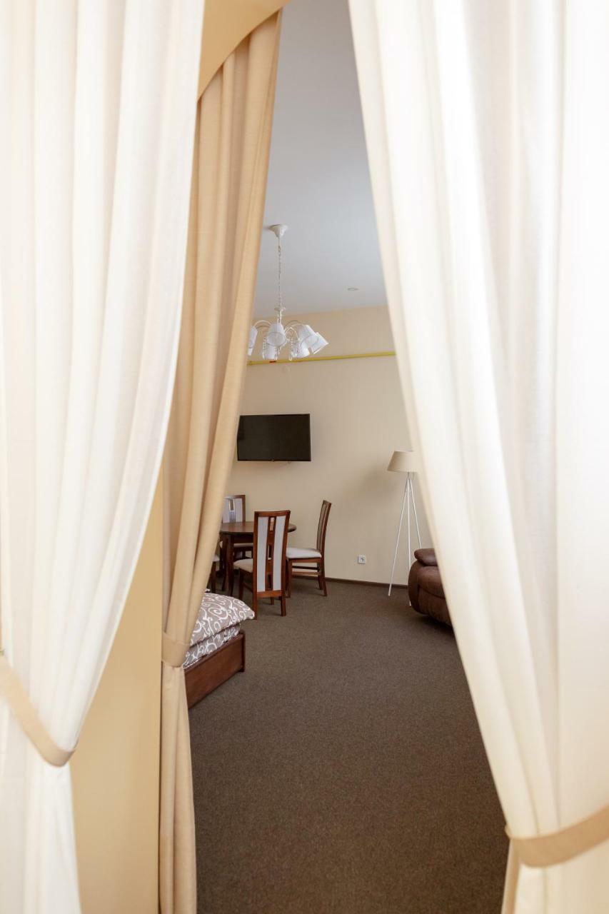 Guest House Adam Mickiewicz Lviv Kültér fotó